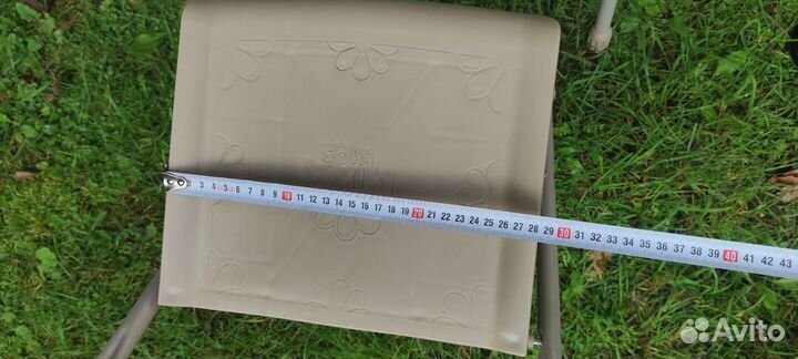 Стул и стол