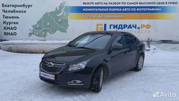 Фонарь задний наружный правый Chevrolet Cruze (J300) 95039731