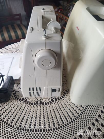 Швейная машинка Janome SE 518