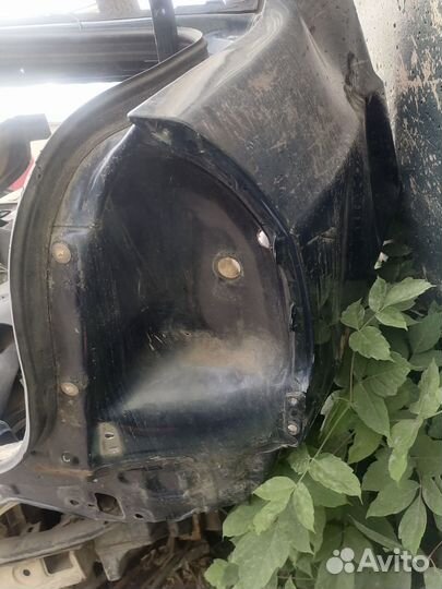 Хундай Акцент задняя часть, крылья