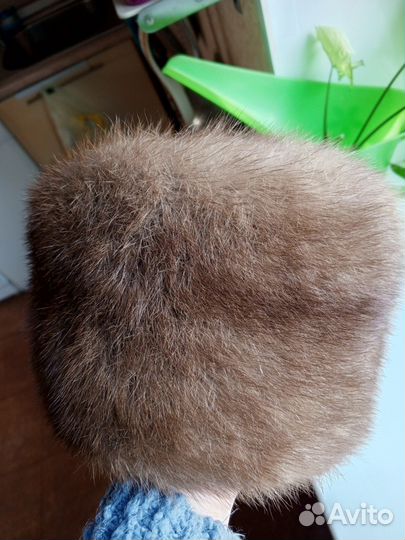 В дар шапки зимние меховые женские, шляпки
