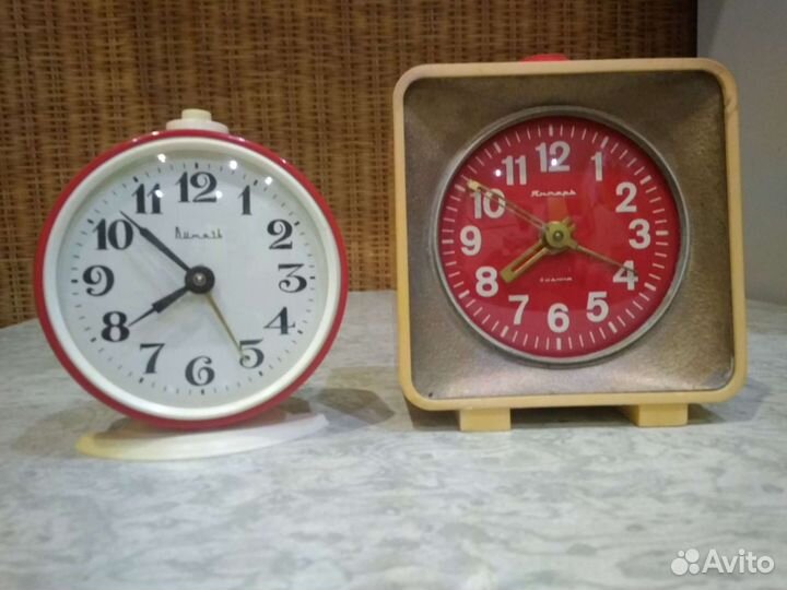 Ретро будильники СССР Янтарь и Витязь