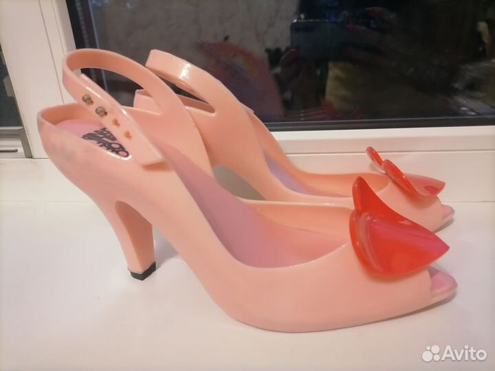 Туфли в стиле Барби розовые