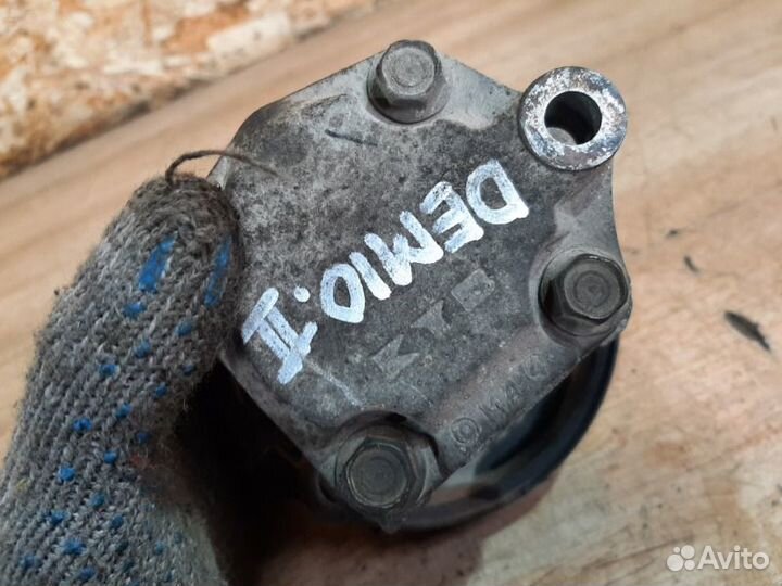 Насос гидроусилителя Mazda Demio DY3W 1.3 2002