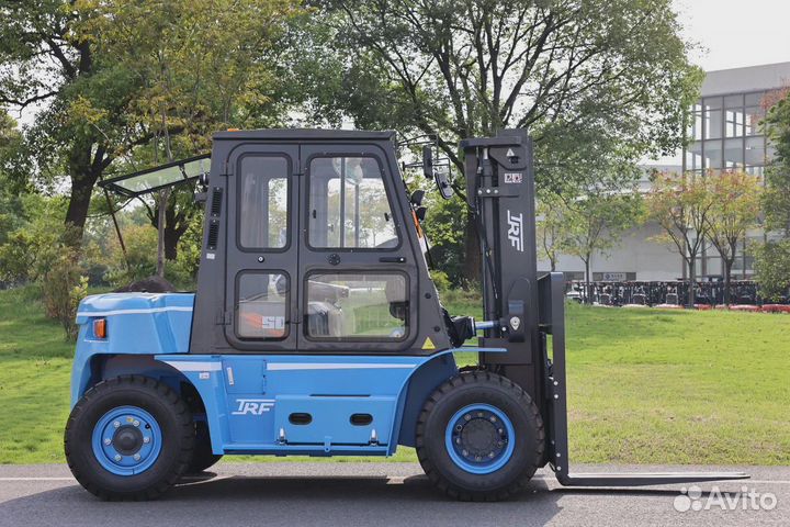 Вилочный погрузчик TRF D50C-3M, 2023