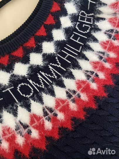 Tommy hilfiger свитер