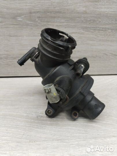 Корпус термостата Mercedes Sprinter 906 OM651 2016