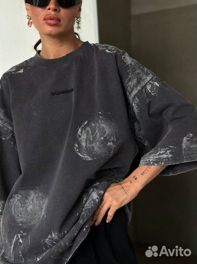 Футболка balenciaga
