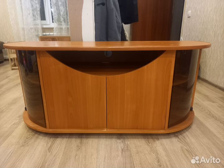 Тумба под телевизор
