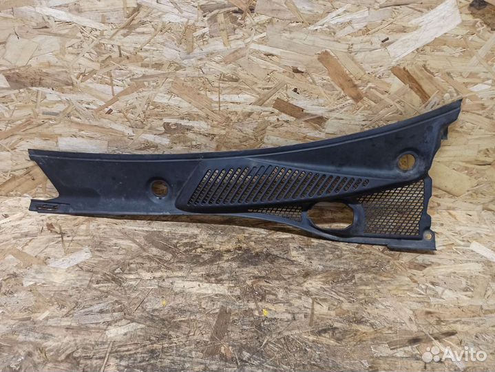 Жабо Renault Symbol