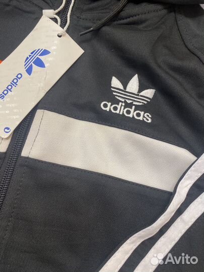 Спортивный костюм для мальчика подростка