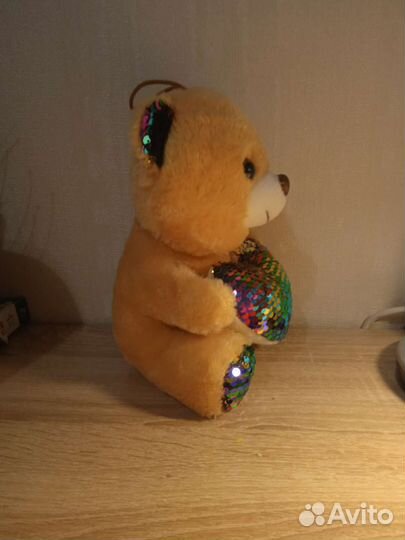 Плюшевый медведь