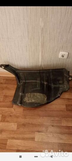 Пыльник двигателя Fiat Ducato нижний правый