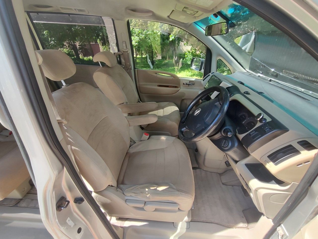 Nissan Serena: фото владельца