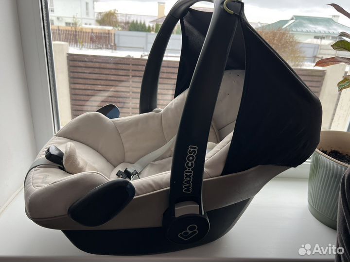 Автолюлька от 0 Maxi-cozy pebble