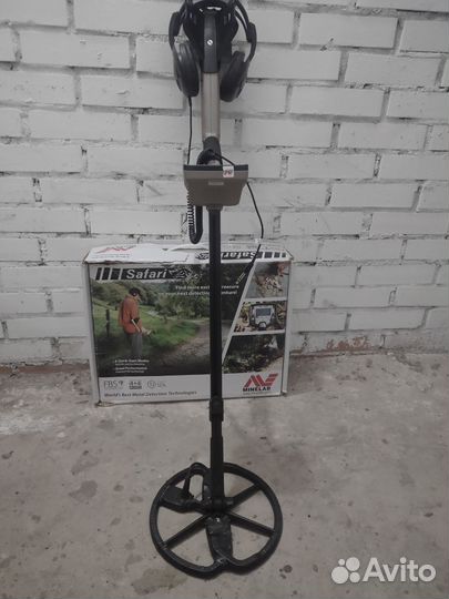 Металлоискатель minelab safari
