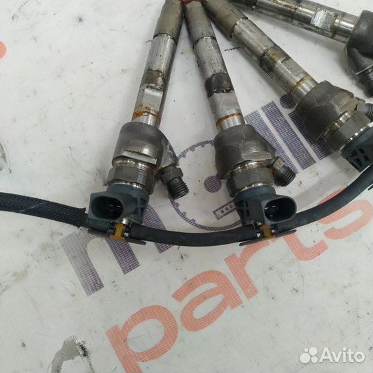 Форсунка топливная Bmw 520D G30 2019