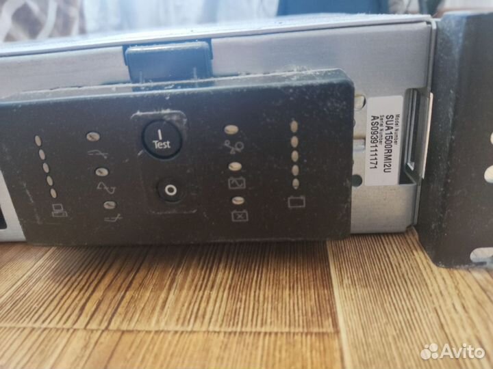 Ибп APC Smart-UPS 1500VA