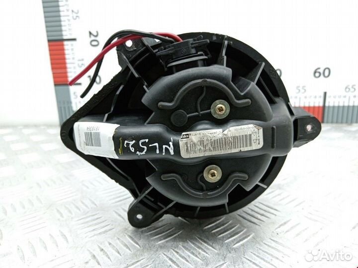 Моторчик печки для Renault Scenic 1 7701048387