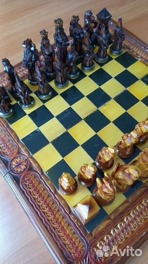 Шахматы ручной работы из дерева