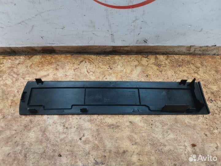 Декоративная крышка двигателя Opel Astra H хетчбек