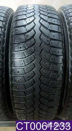 Bridgestone Blizzak Spike-01 235/65 R17 96T