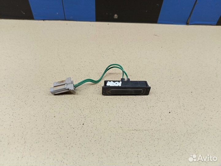 Кнопка открывания багажника Qashqai (J10) 2006-201