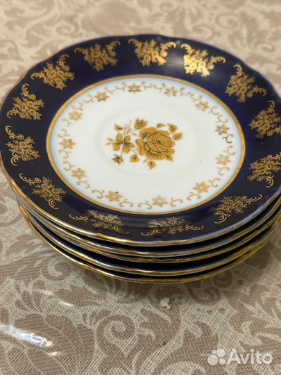 Блюдце чехия золотая роза