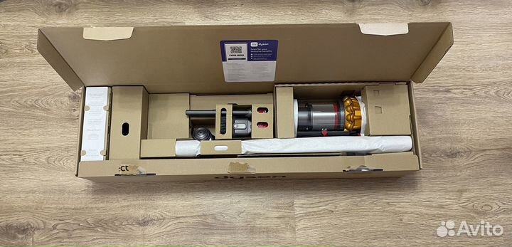 Пылесос Dyson V15 Detect Absolute. Наша вилка