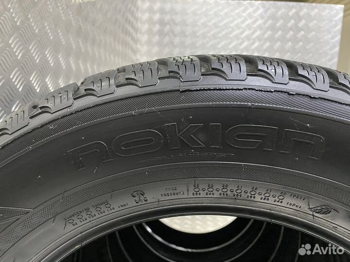 Nokian Tyres WR SUV 3 225/65 R17 106H