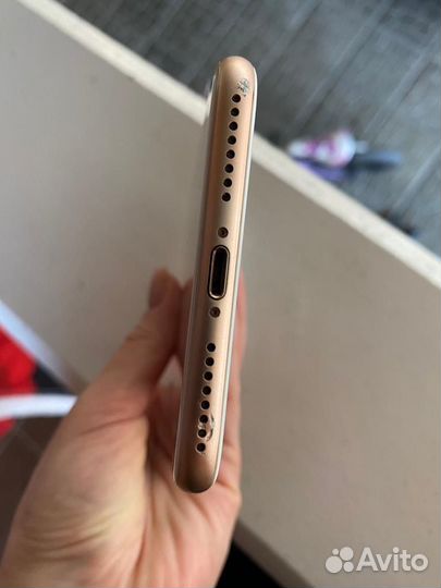 Телефон iPhone 8 plus