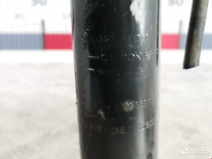 Стойка передняя правая Renault Scenic 2 2006