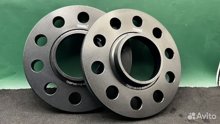 Колесные проставки для Mercedes