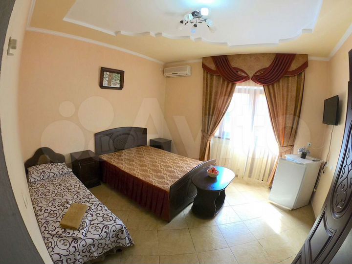 Комната 20 м² в 8-к., 2/2 эт.