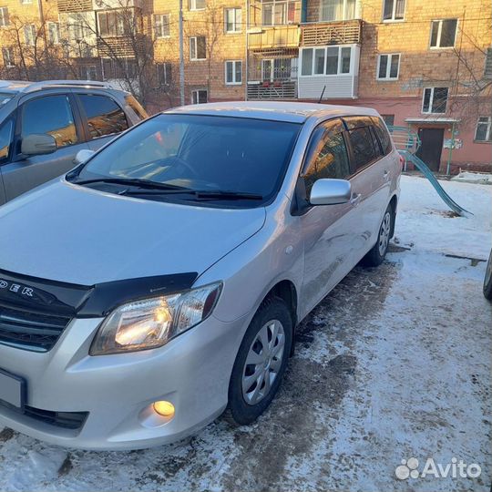 Toyota Corolla Fielder 1.5 CVT, 2010, 244 400 км