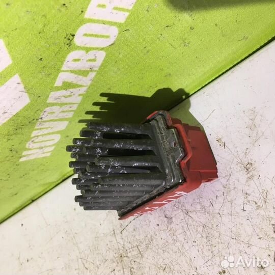 Резистор отопителя Ауди А4 Б5