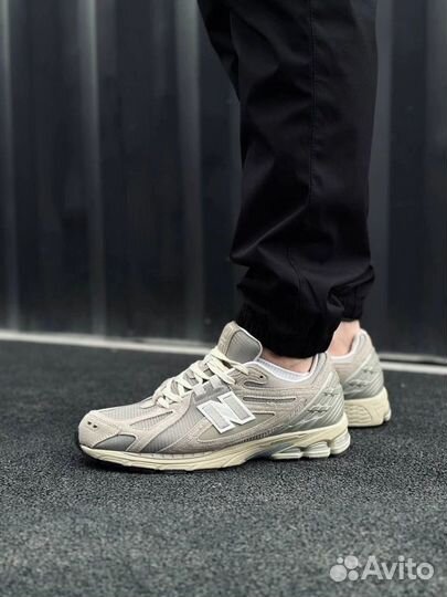 Кроссовки New balance 1906r натуральная замша