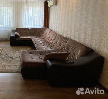 Диван