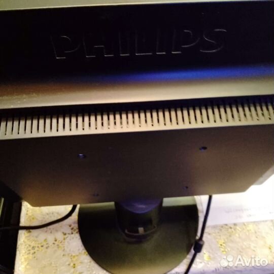 Монитор philips brilliance 19s