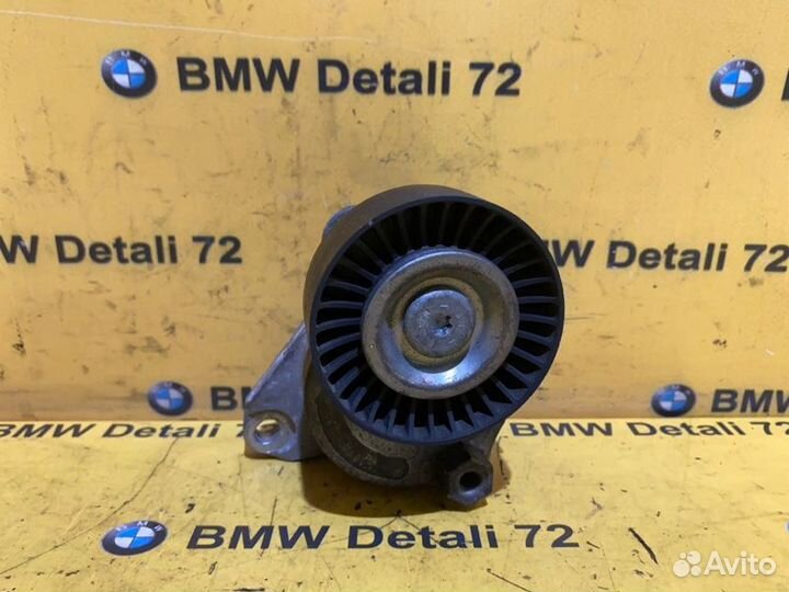 Ролик натяжной Mercedes Viano W639 272.978 30