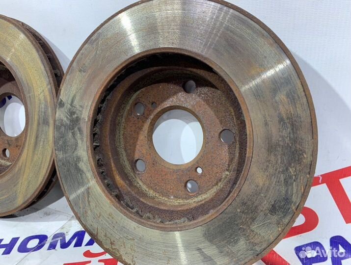 Тормозные диски переднее Toyota Mark 2 90/100/110