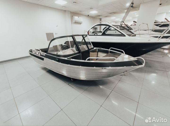 Алюминиевая лодка Тактика 390 DC