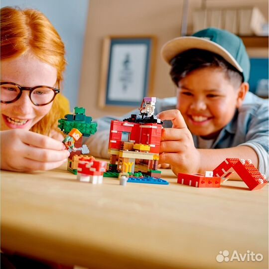 Новый Lego Minecraft (оригинал)