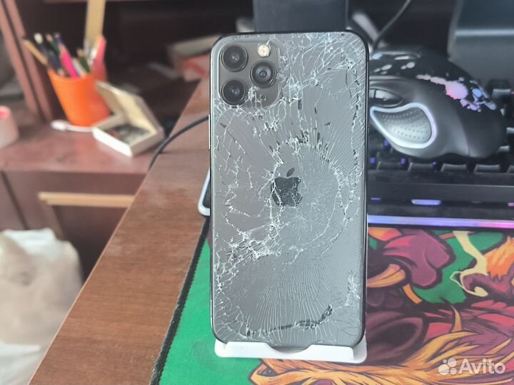 iPhone 11 Pro, 64 ГБ
