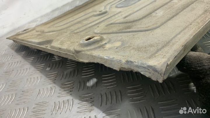 Защита днища правая Jaguar Xf CC9