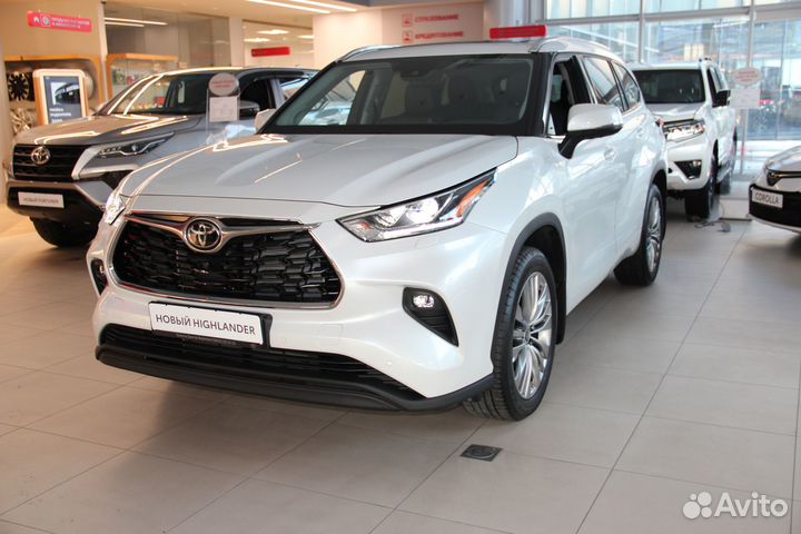 Toyota Highlander 3.5 AT, 2022