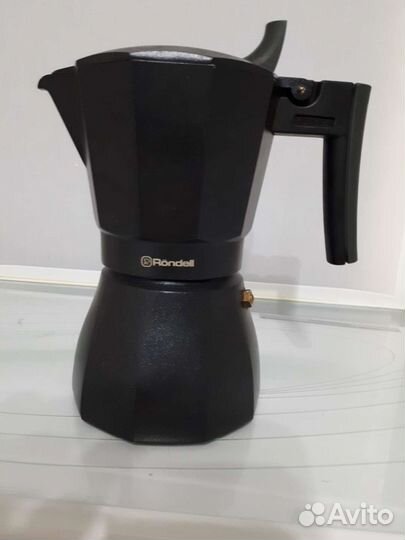 Гейзерная кофеварка