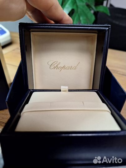 Chopard футляр Серьги-Пуссеты