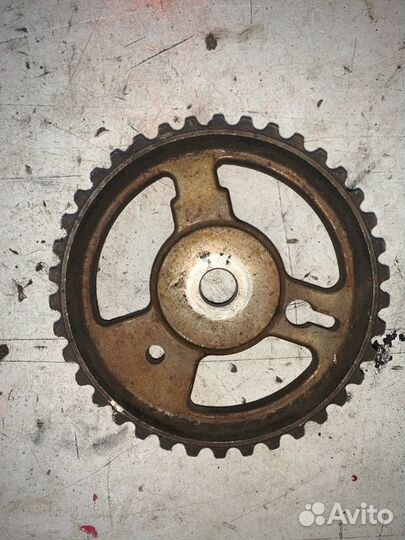 Шестерня распредвала Peugeot 407 2.0 RFJ