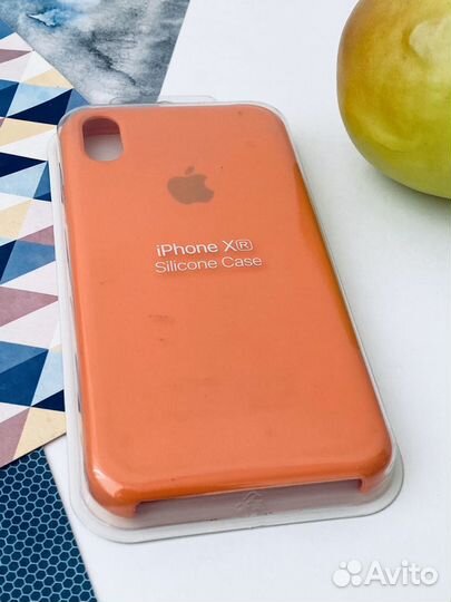 Чехол на iPhone XR
